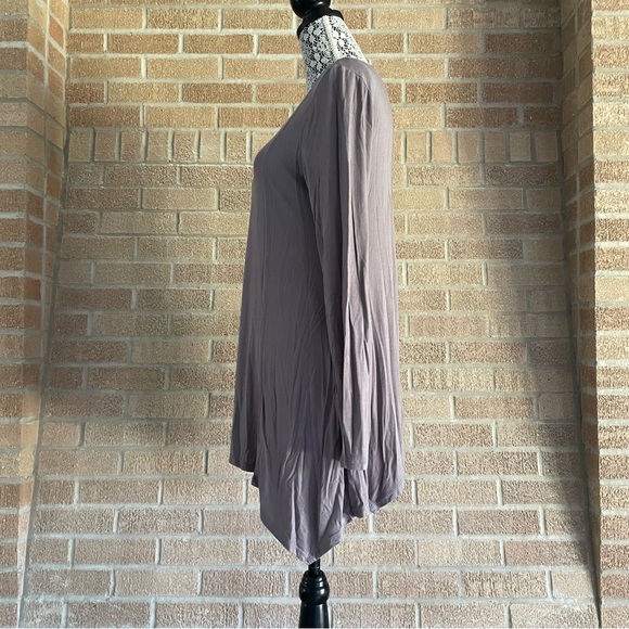 LOGO by Lori Goldstein Long Sleeve Flowy Tunic Size Medium - Picture 6 of 9